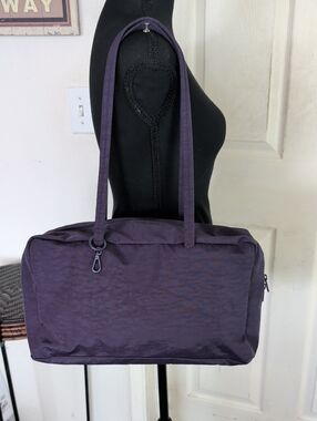 BAGGU Nylon Bowler Bag in Fig Purple